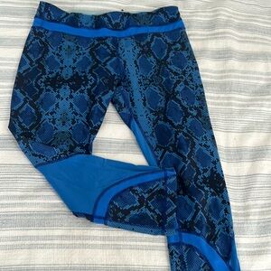 Lululemon crop leggings size 8